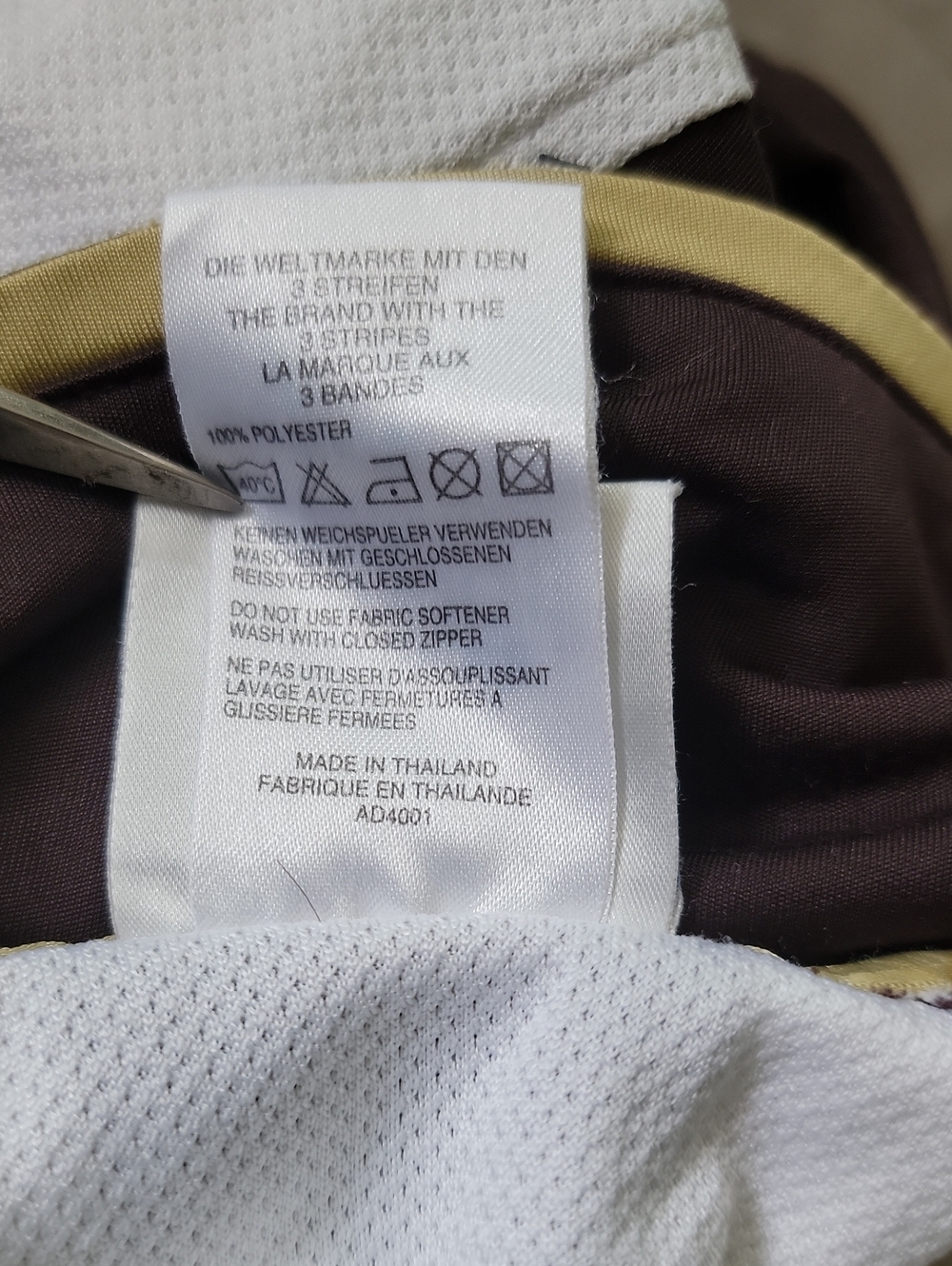 Adidas Vintage Quarter Zip Shortsleeve - Picture 4 of 4